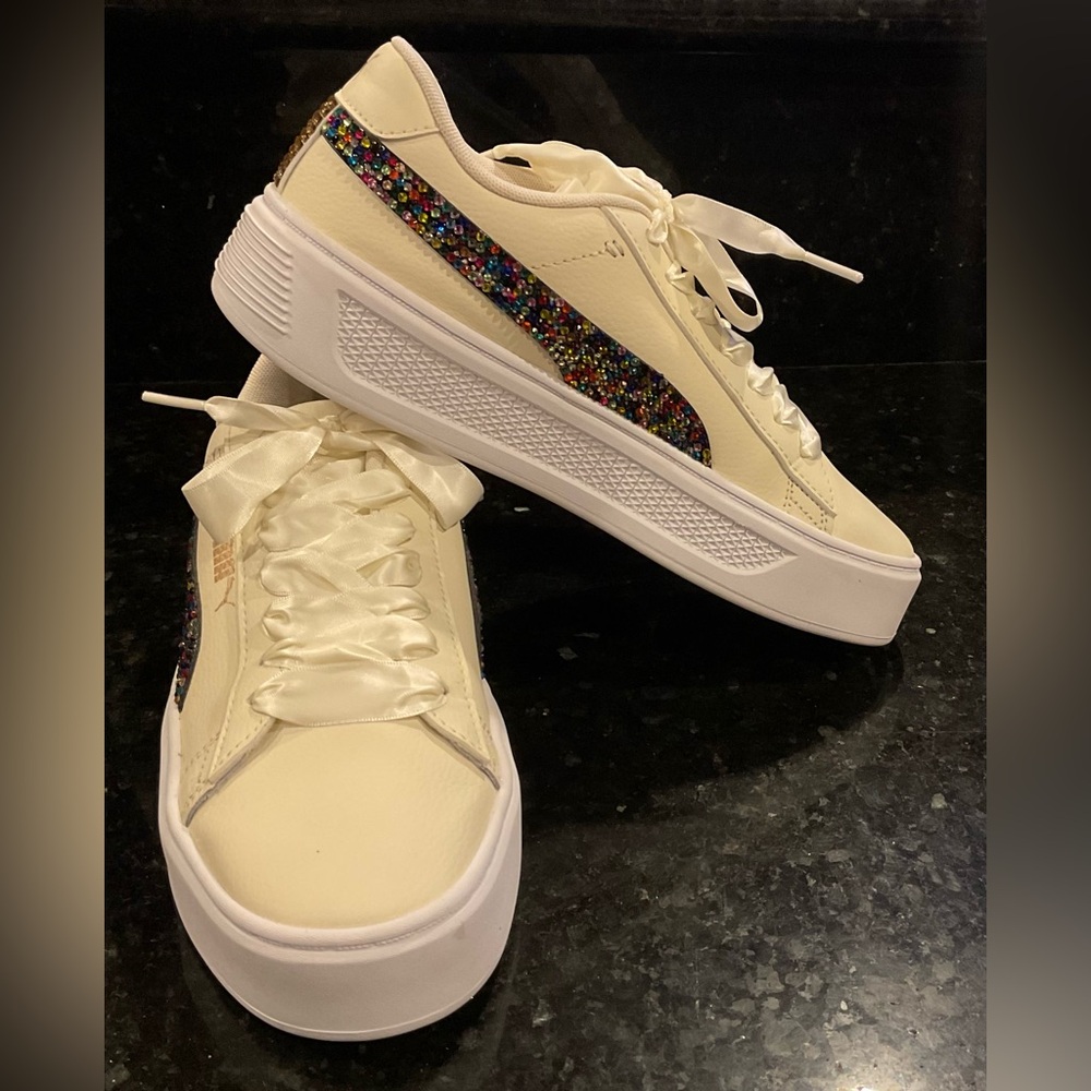 PUMA Smash V3 Platform Sneakers Size 8 & Rainbow SWAROVSKI stones Ribbon Ties - Picture 2 of 11